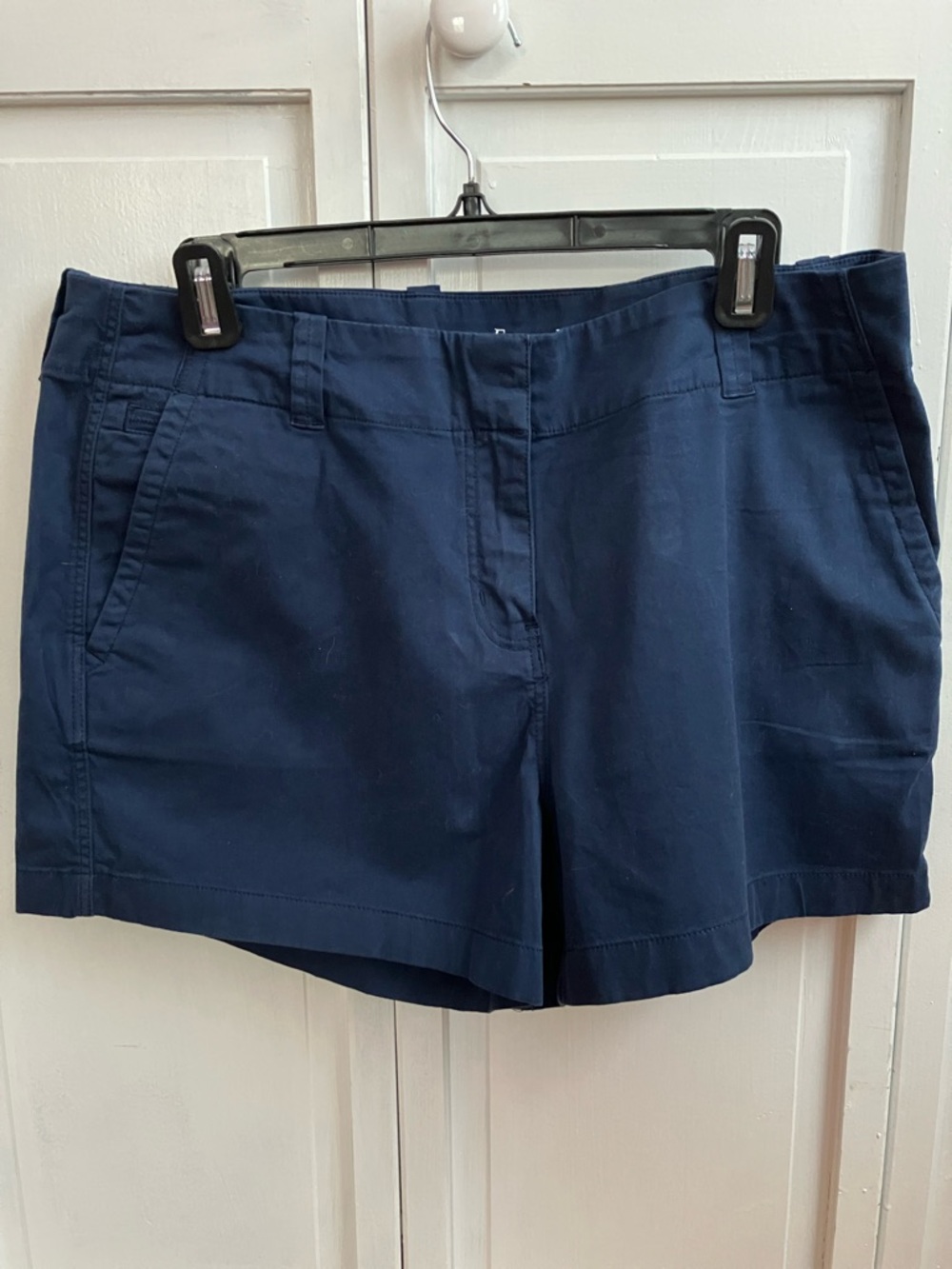 Vineyard Vines Navy Women's Bermuda Shorts
